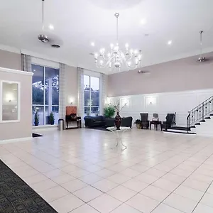 ** Hotel Suburban United States